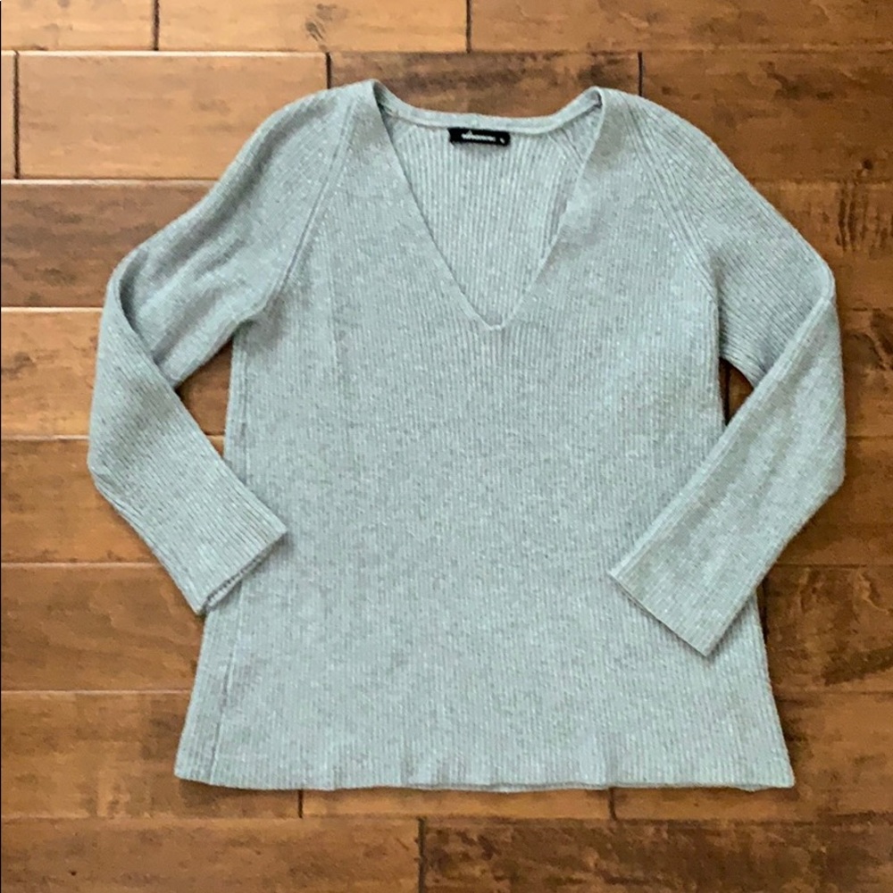Cute v-neck sweater